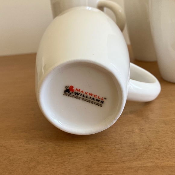 Maxwell Williams Mugs x 6 - Picture 2 of 4